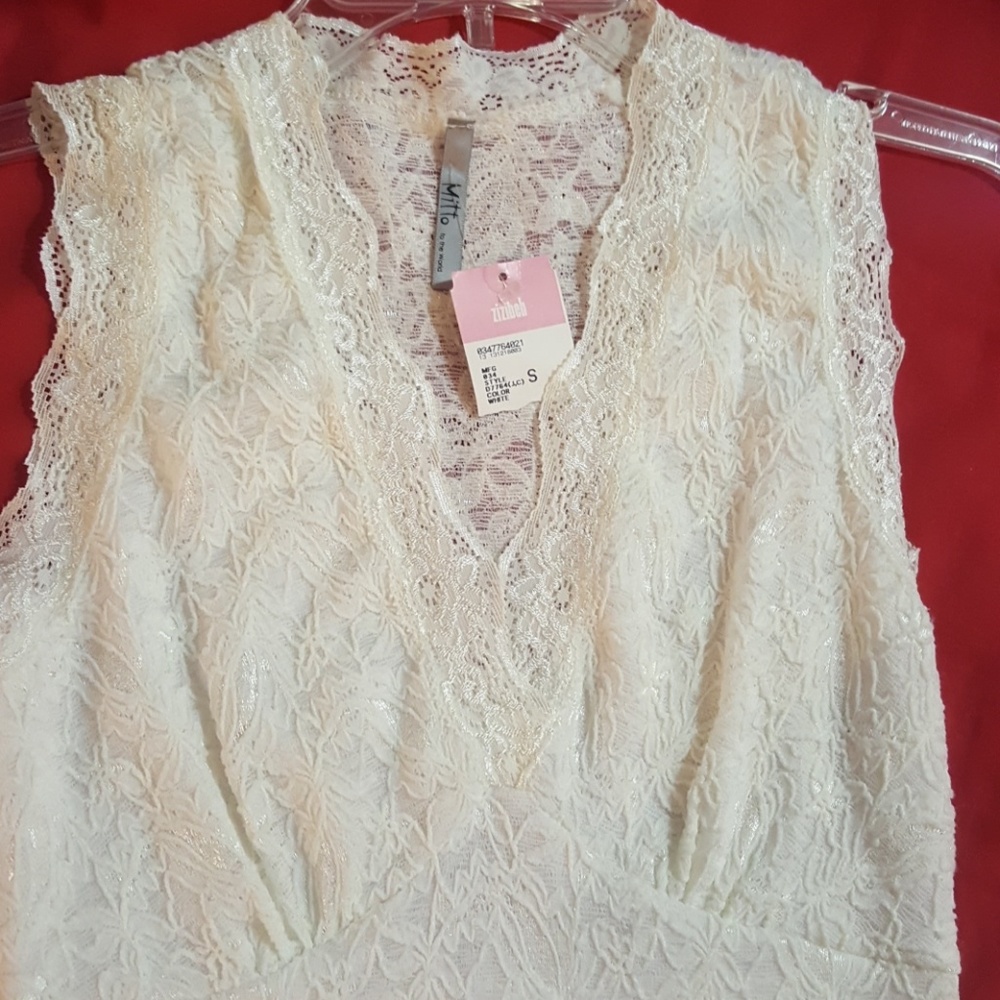 🆕️ Lace white dress